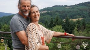 Bonjour! C'est nous :)