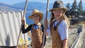 The best farm hands ever!