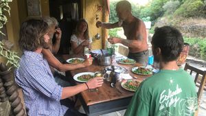 A semi-off grid small farm seeking good people