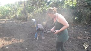 Family farm, Community farm
