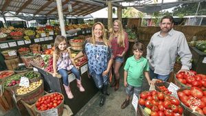 Vegetable,&nbsp;fruit farm and animal rescue ranch on 10 acres in FL