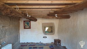 We are an organic farm near the vilage of Xunqueira de Ambia (Ourense)