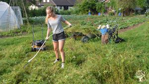 Kleine Bioland-Gärtnerei mit Naturkost-Hofladen und Biodiversitäts-Projekten