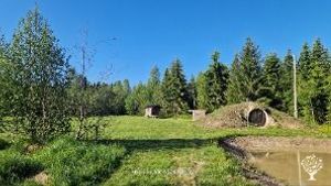 Three-generation farm with self-sufficiency in the start-up phase.