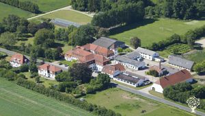 Organic vegetable production on alternative bording school