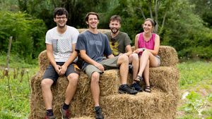 Azienda agricola di 4 amici - suolo e comunità