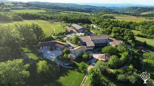 Centre agroécologique avec ferme en polyculture-élevage certifiée AB