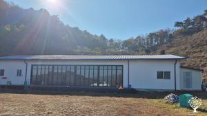 "Help Wanted" <GG137> 자연그대로 / As It Is in Nature