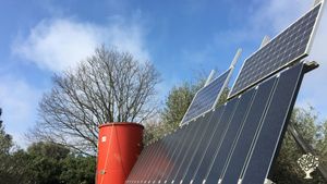En autonomie énergétique depuis 16 ans nous avons plein de trucs et astuces pour vivre bien avec peu