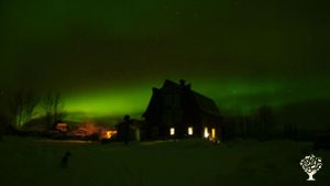 Family home and garden - rural, Horse Ranch
