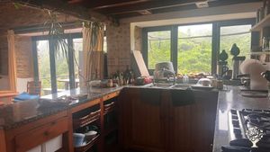 Community land that integrates temple culture in the body and with nature.