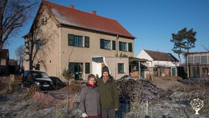 Family home and garden - rural, Eco Retreat, Orchard