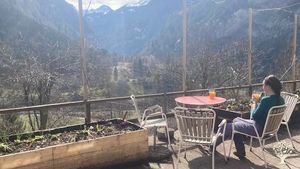 Terrasse vor dem Haus