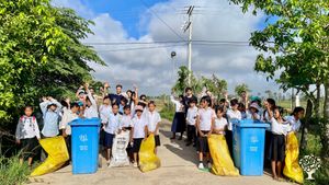 Community Village School who do farming