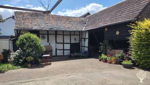 Gemütlicher, kleiner Hof direkt am Rhein zwischen Köln und Bonn