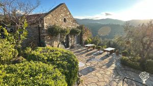 Organik  zeytinyağ üretimi ,sağlıklı yaşam konaklama, sağlıklı beslenme, sürdürülebilir yaşam