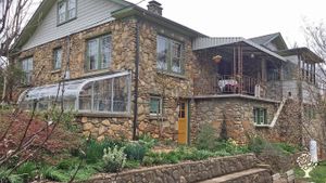 Small homestead located just outside of Asheville accepting short term WWOOFers!