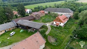 Ekologická farma a komunita hnutí Haré Kršna na Moravě