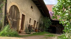 Homestead, Intentional Community, Orchard, Apiary