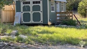 Small working diversified farm and horse training in the Texas hill country 🐎