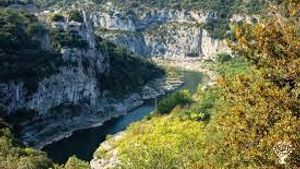 Ferme caprine bio située dans la vallée de l'Ibie en sud Ardèche