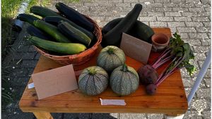 unser erster Angebotstisch