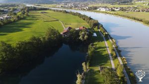 Ökologische Landwirtschaft am Fuße der Alpen mit eigener Alm