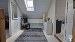 Småskala produksjon av egg, grønnsaker, urter, frukt og sopp.