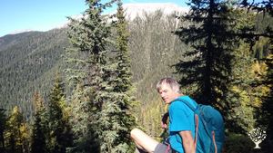 1 acre shared private garden and 250 sq ft greenhouse on an 8 acre property.