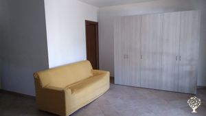 Casa familiare e giardino - rurale, Frutteto, Fattoria di famiglia, Produzione ortaggi, Olivi