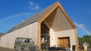 Micro domaine vitivinicole certifié biologique avec pratiques biodynamiques