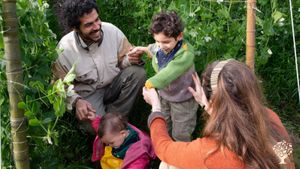 Azienda agricola "market garden" a gestione familiare. Agricoltura  rigenerativa