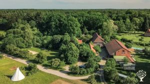 Hofgemeinschaft  auf vielseitigem kleinen Hof in Einzellage mit solidarischer Landwirtschaft