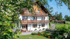 Family home and garden - rural, Agritourism Destination