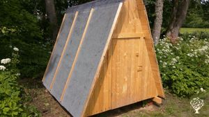 Help us building a Tiny House as heart for a community place