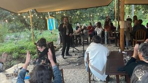 Ferme en maraîchage diversifié, guinguette estivale