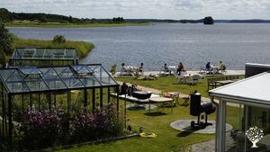 Family  farm at Lake Malaren