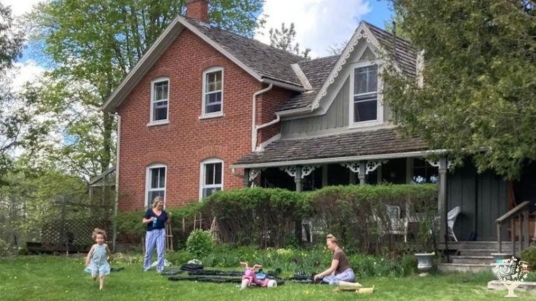 Organic Homestead in the Country - WWOOF Canada