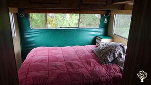 123-acre homestead in beautiful Humboldt County, the 💚 of the 1960's back to the land movement