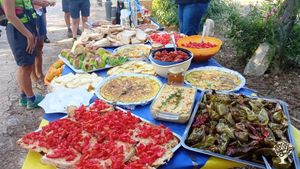 Casa familiare e giardino - rurale, Frutteto, Fattoria di famiglia, Produzione ortaggi, Olivi