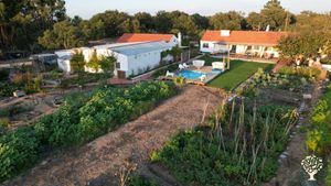 Family home and garden - rural, Agritourism Destination, Eco Retreat, Farm