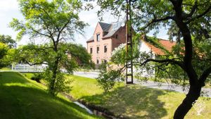 Mitmachgarten mit Ferienwohnung, Wohnwagen, Zeltwiese, Bogenbauwerkstatt und Keramik-Brennofen