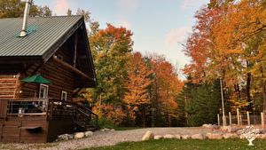 La maison au début de l'automne