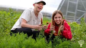 Boarding school with sustainable self-sufficiency for 170 students