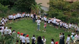 Azienda agricola che coltiva frutti tropicali/Agrumi  , visiti didattiche e ortaggi