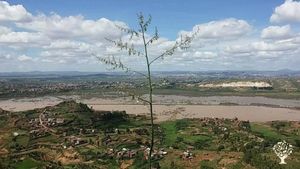 Alternative co-operative community, Agritourism Destination, Eco Lodge/Wilderness Adventures