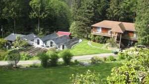 GREENHOUSES AND 2nd RESIDENCE