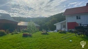 Organic farm, by the lake Mjøsa