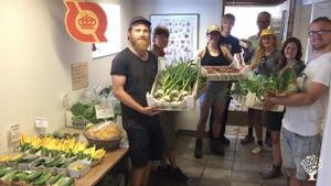 Fresh veggies in the shop🌱