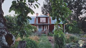 Two family homes in Stjärnsund, southern Dalarna